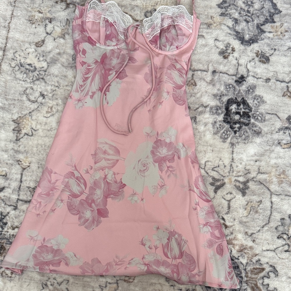 Princess Polly Pink Floral Mini Dress with Lace Trim NWT